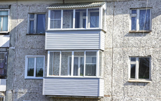 Glazirani balkon: pregled opcija, fotografija, prednosti i nedostataka, savjeti za odabir ostakljenja