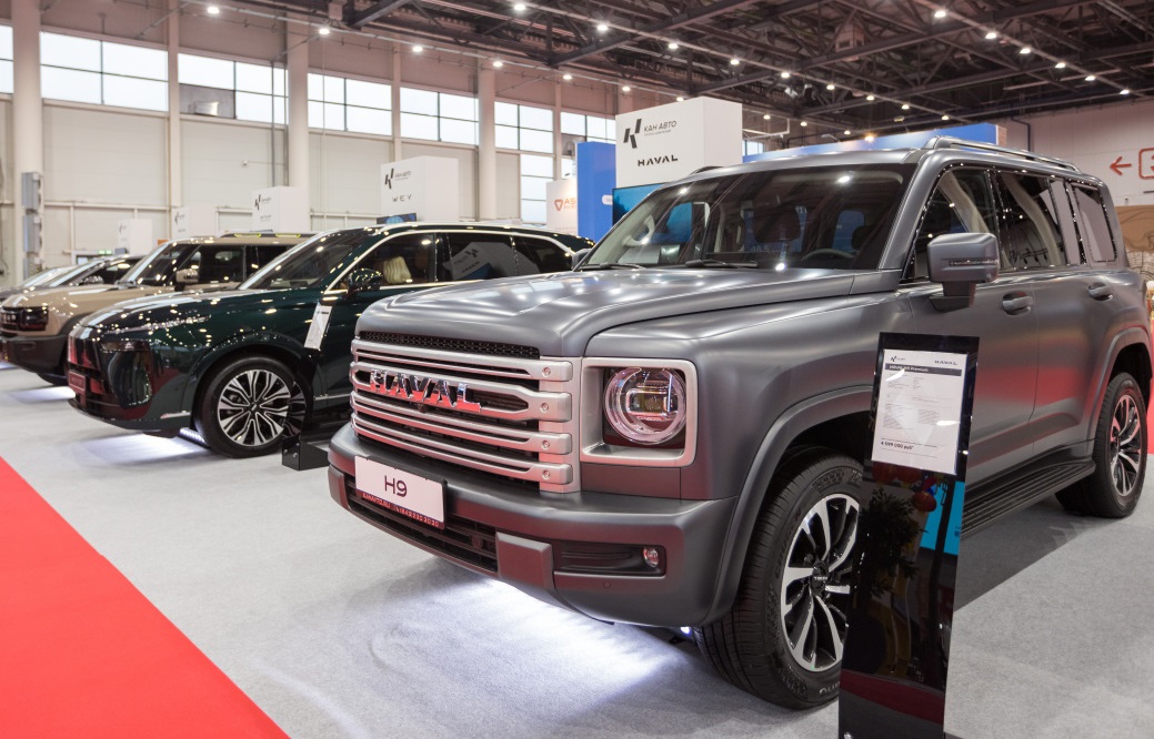 Автосалон китайских авто