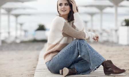 Девушка в джинсах