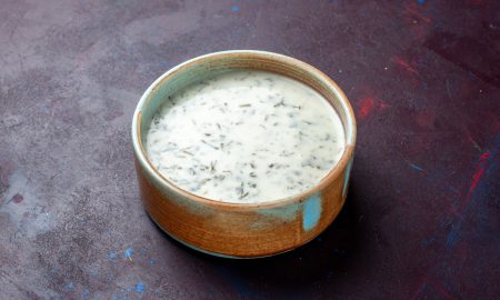 Плошка с соусом