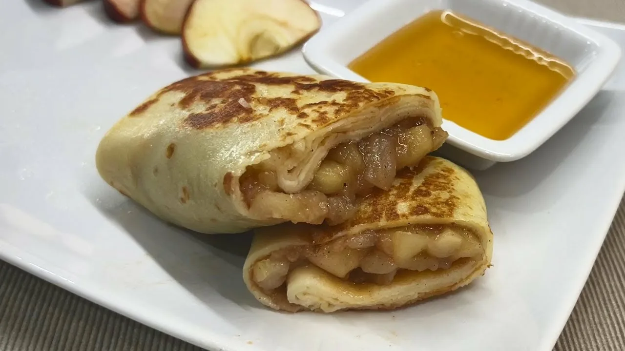 блины с яблоками