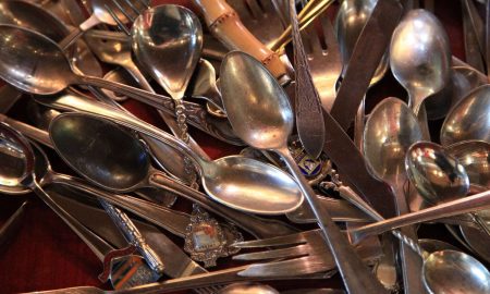 столовые приборы