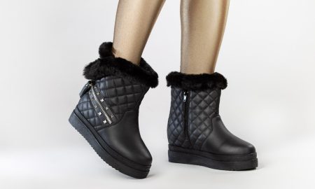 Ботинки на ногах