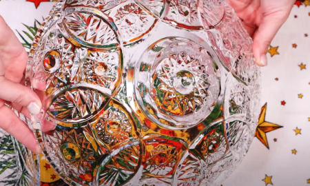 хрусталь сверкает гранями