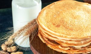 блины с молоком