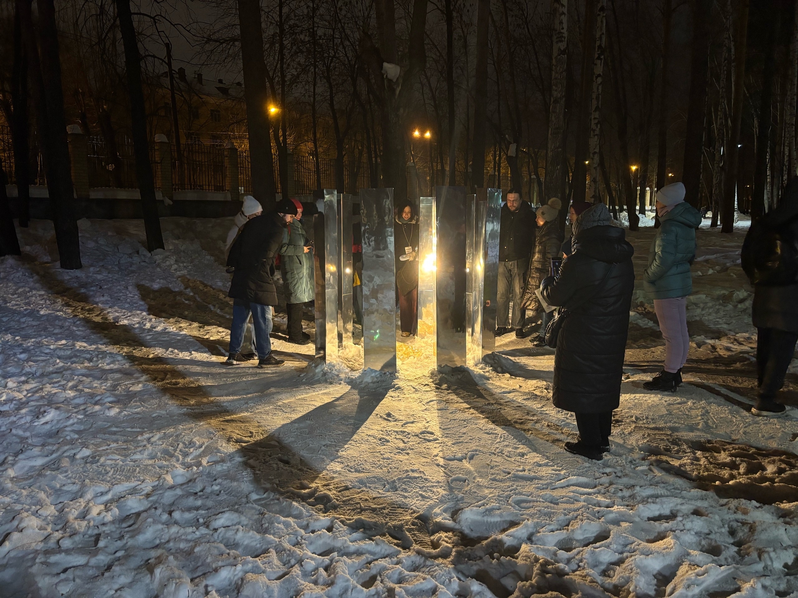 Арт-объект фестиваля Не темно