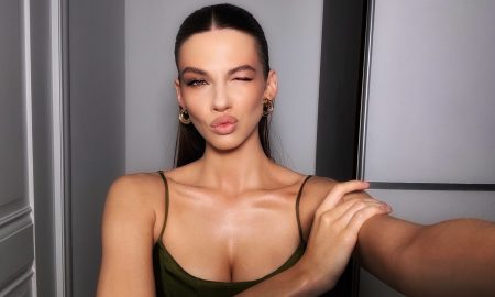 VK, Александра Новгородова