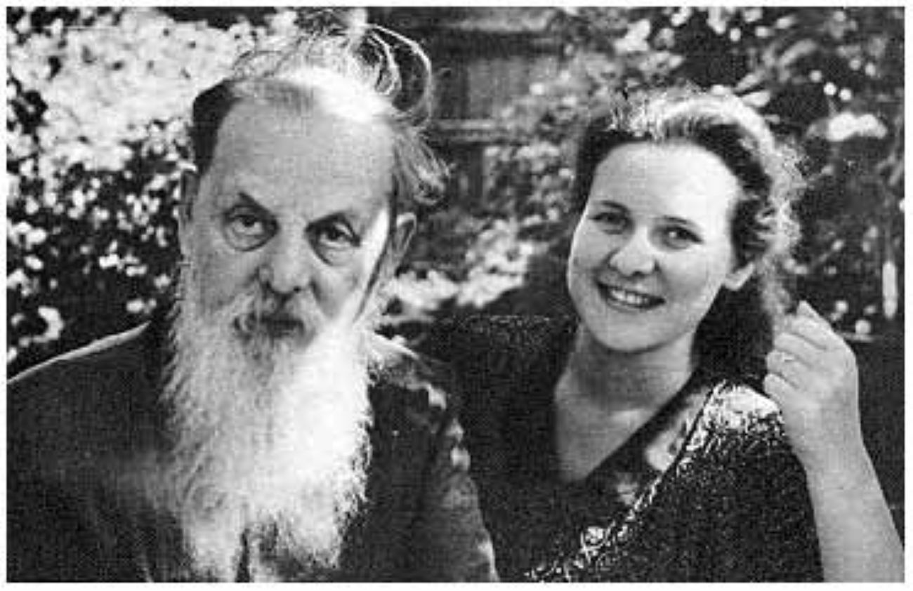 Павел Бажов с женой