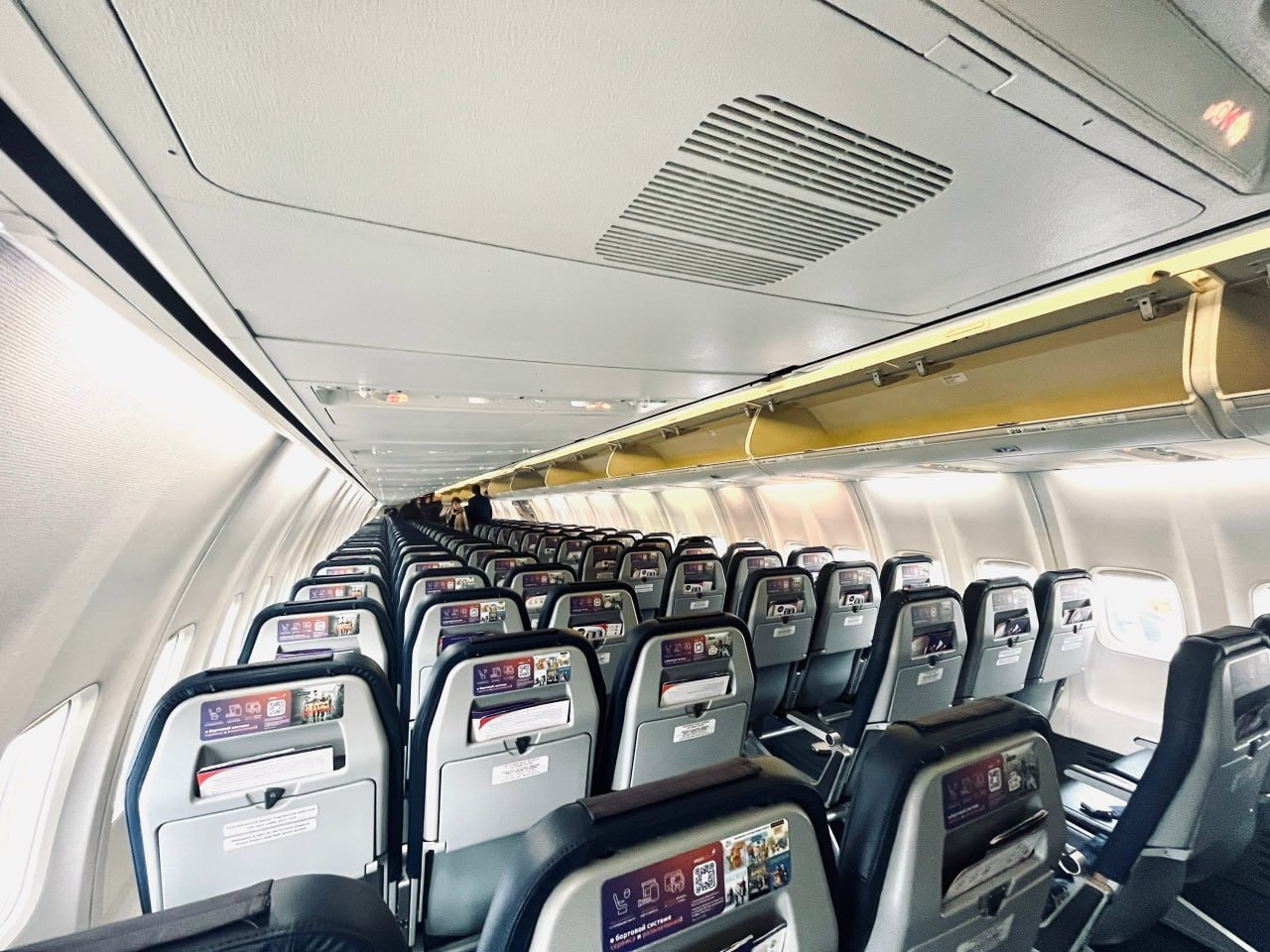Салон самолета