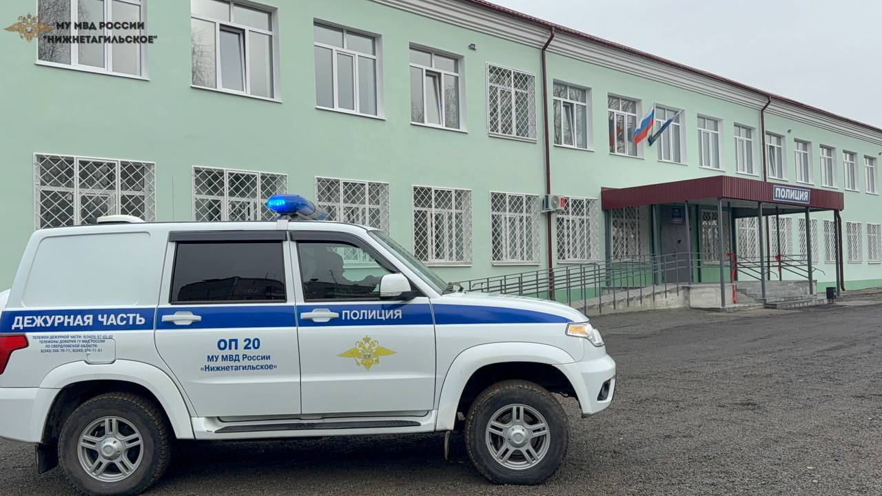 Полицейская машина в Нижнем Тагиле.