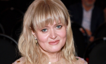 актриса Анна Михалкова