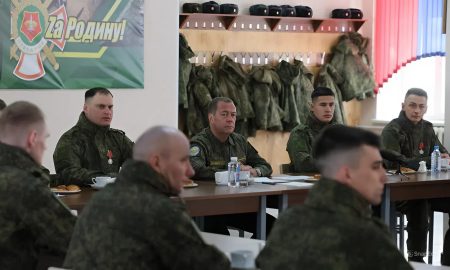 Дмитрий Медведев посетил уральский гарнизон