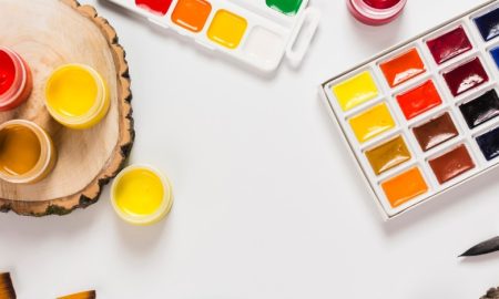 краски и кисти