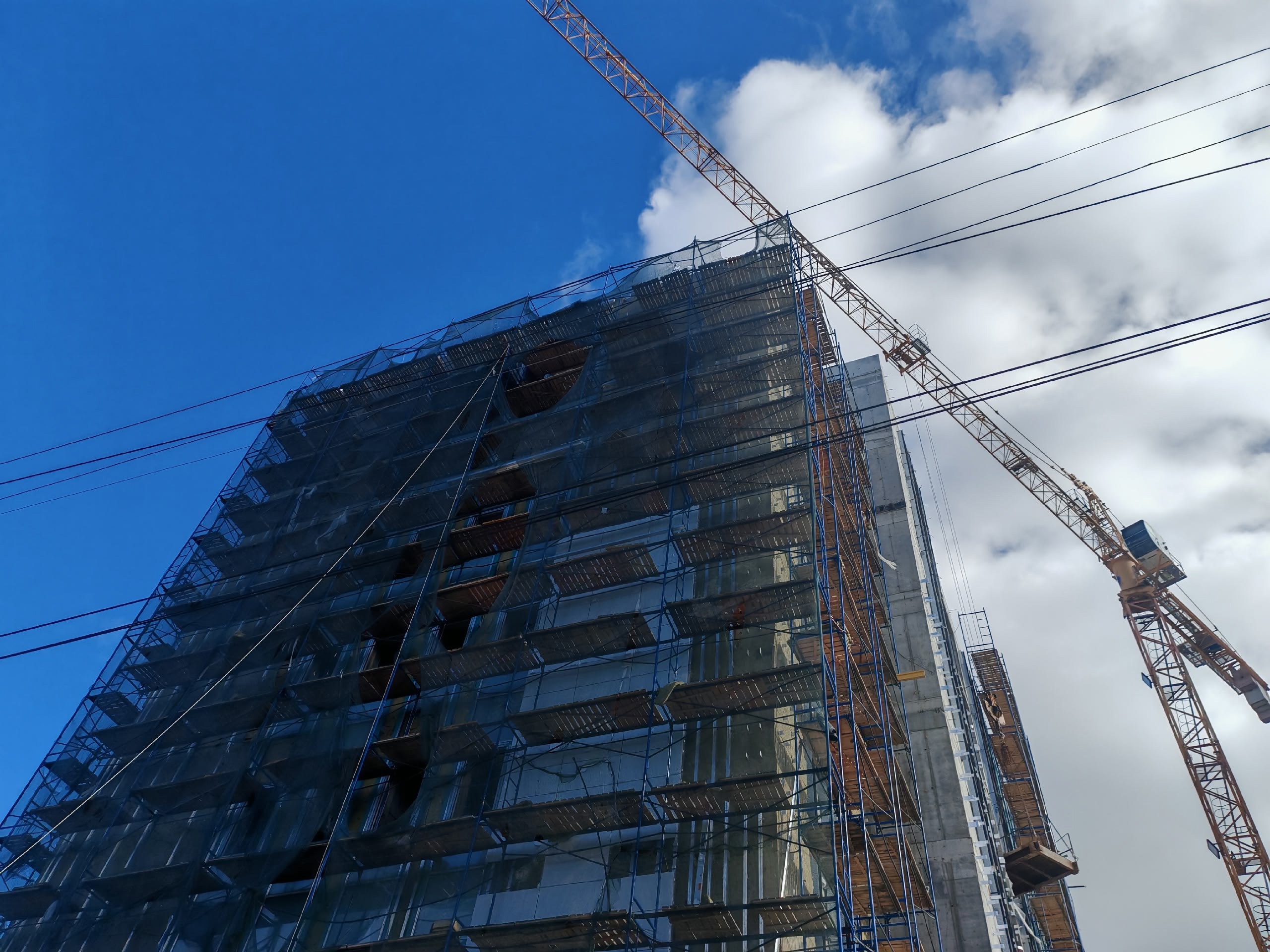 Строительство жилого дома