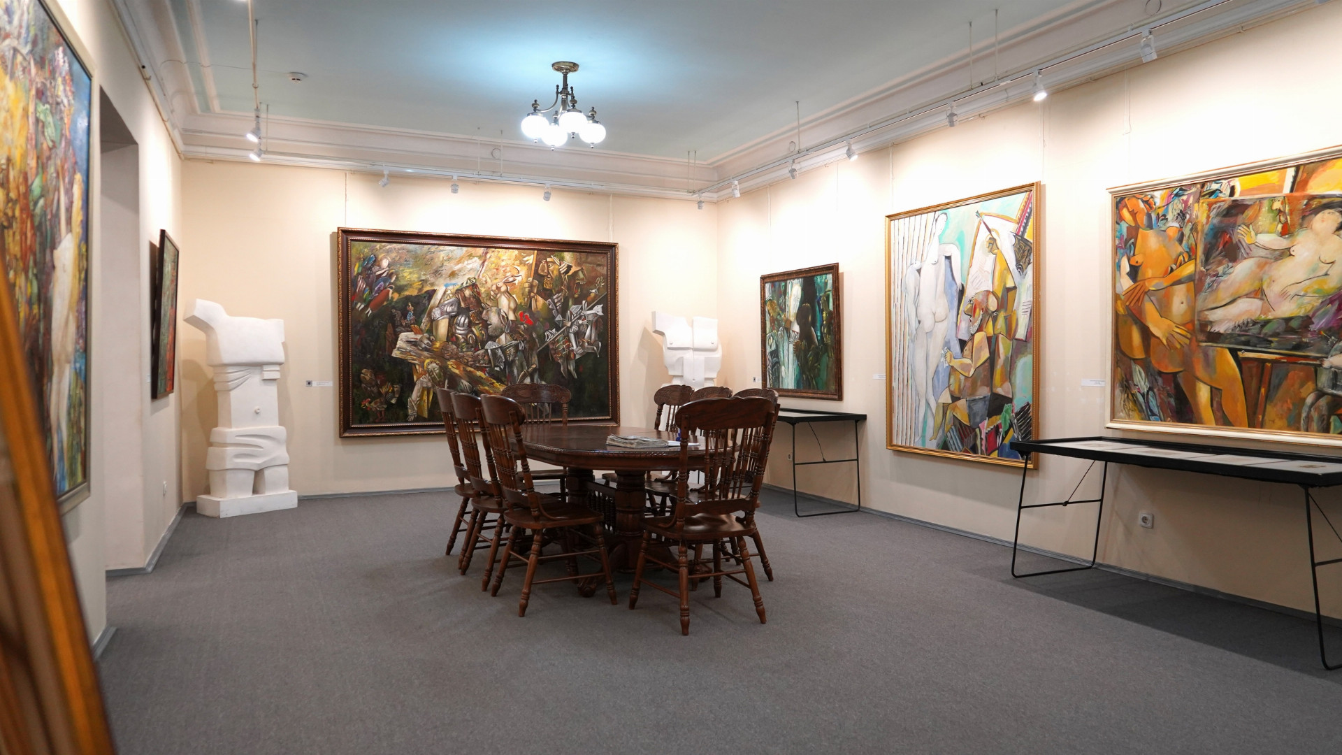 Зал Миши Брусиловского