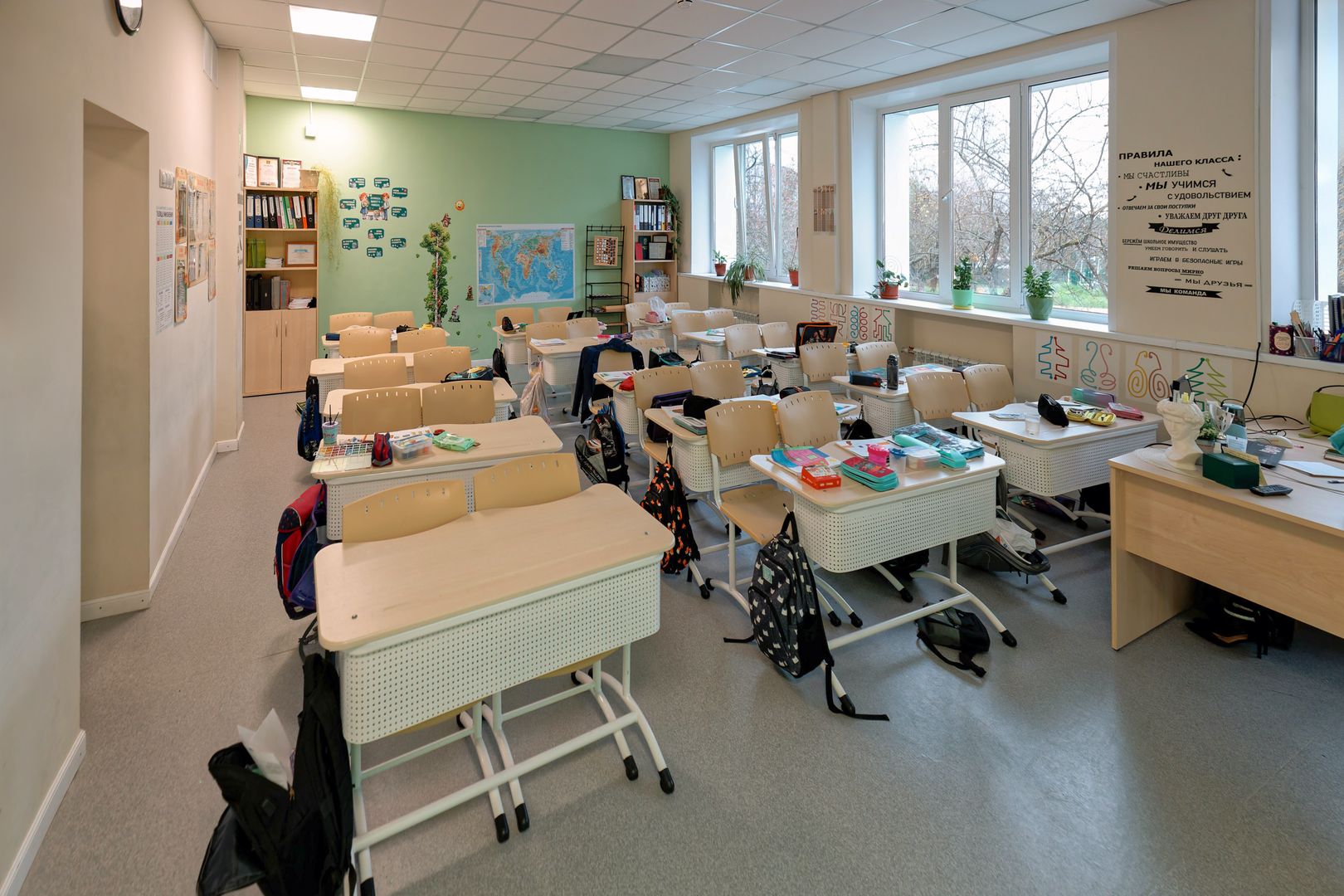 Учебный класс средней школы