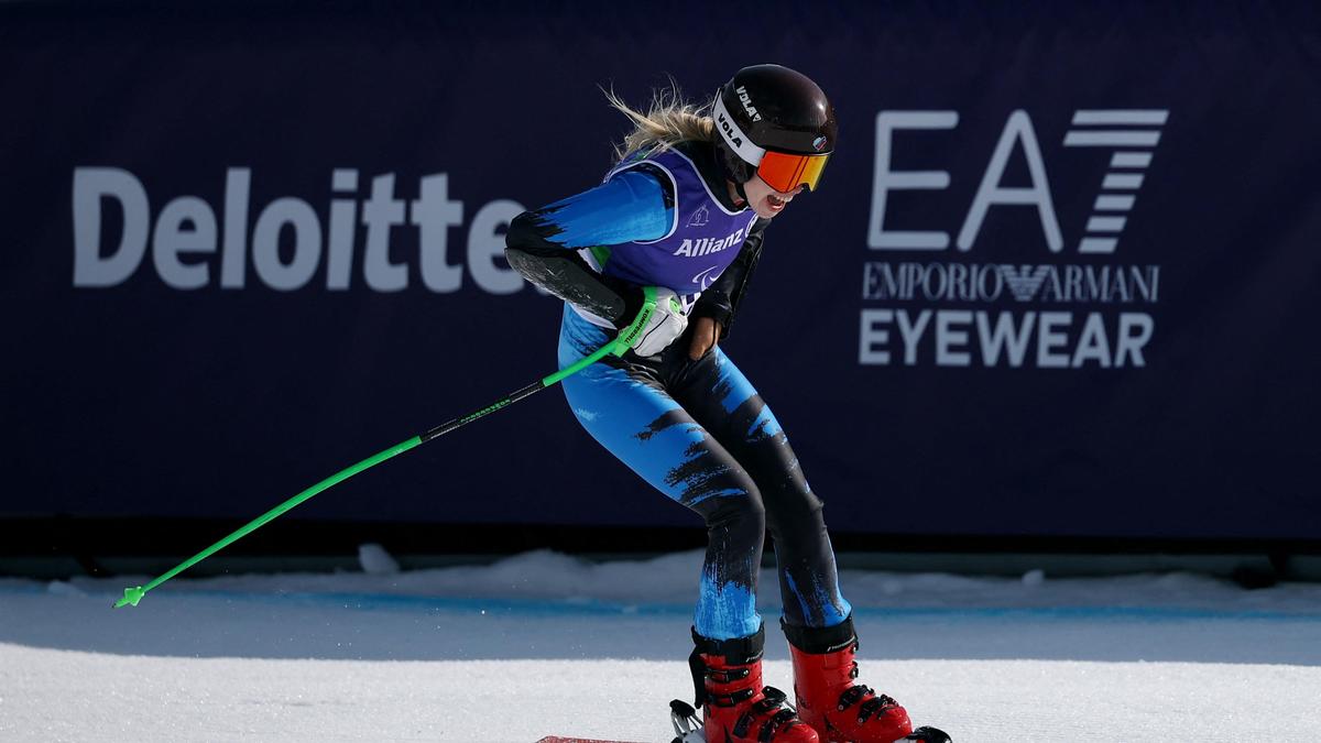 Россиянка Варвара Ворончихина радуется победе в женском супергиганте.