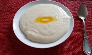 Манная каша на молоке