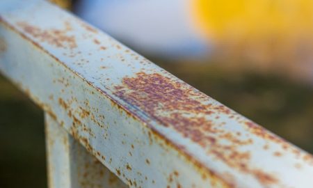 Ржавые перила