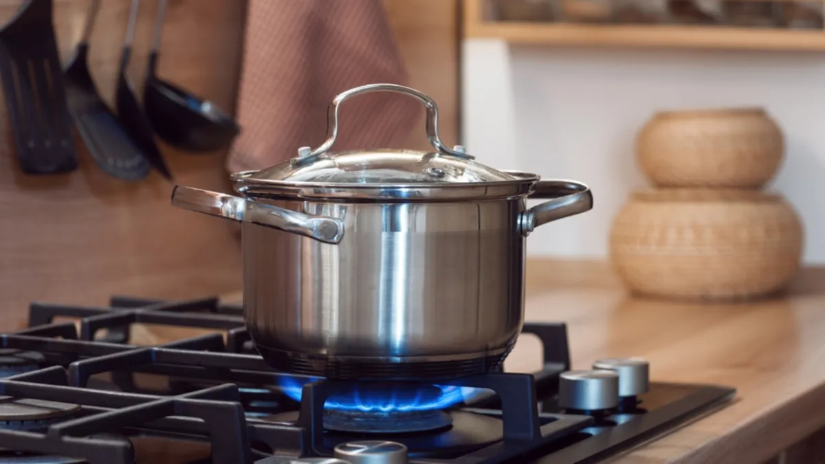 алюминиевая кастрюля