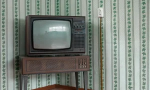 старый телевизор