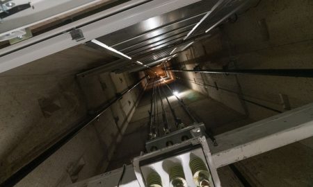 Спуск в шахту