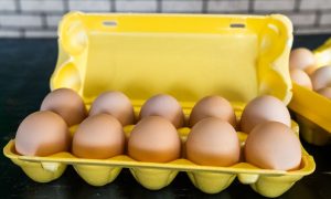 Куриные яйца в упаковке