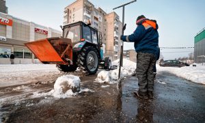 Уборка снега с улиц