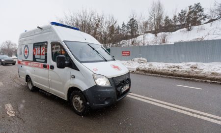 Скорая помощь едет на вызов