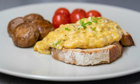 Скрэмбл омлет