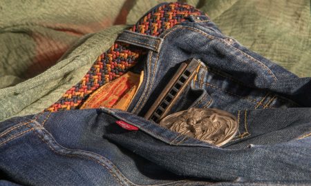 Джинсы и рубашка