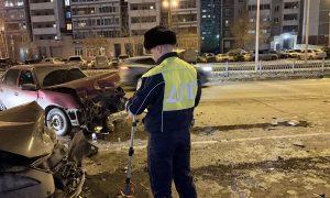 Сотрудник ГАИ на месте ДТП