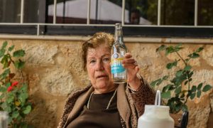 Бабушка с водкой