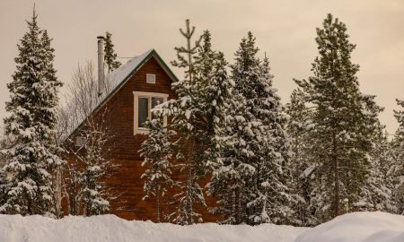 Загородный дом зимой