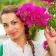 Девушка с цветами