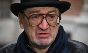 Валентин Гнеушев