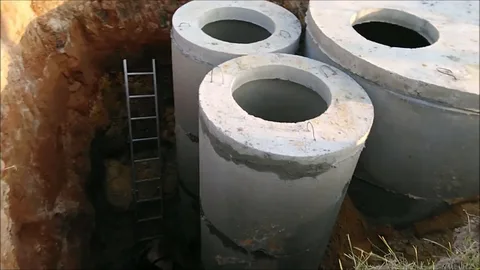 Монтаж бетонных колец