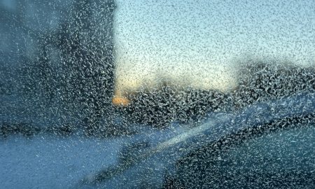 изморозь на окнах