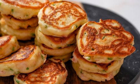 оладьи с ветчиной и луком