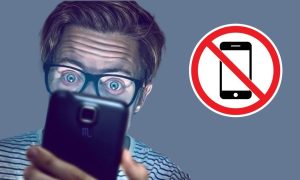 зависимый от телефона