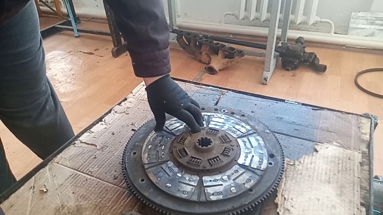 сцепление автомобиля