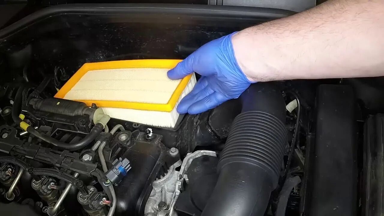 воздушный фильтр в машине