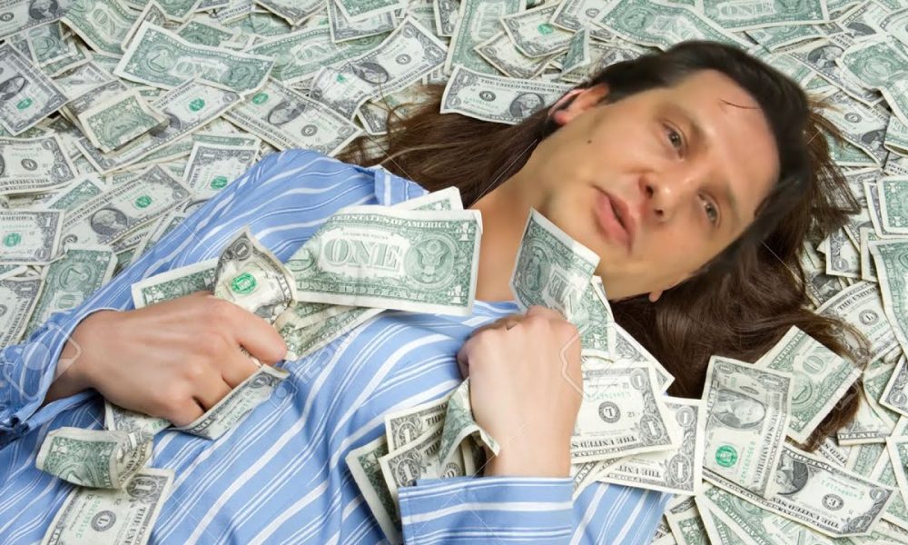 Мужчина с деньгами