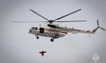 Вертолет во время учений