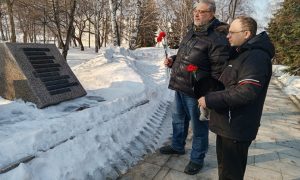 Возложение цветов