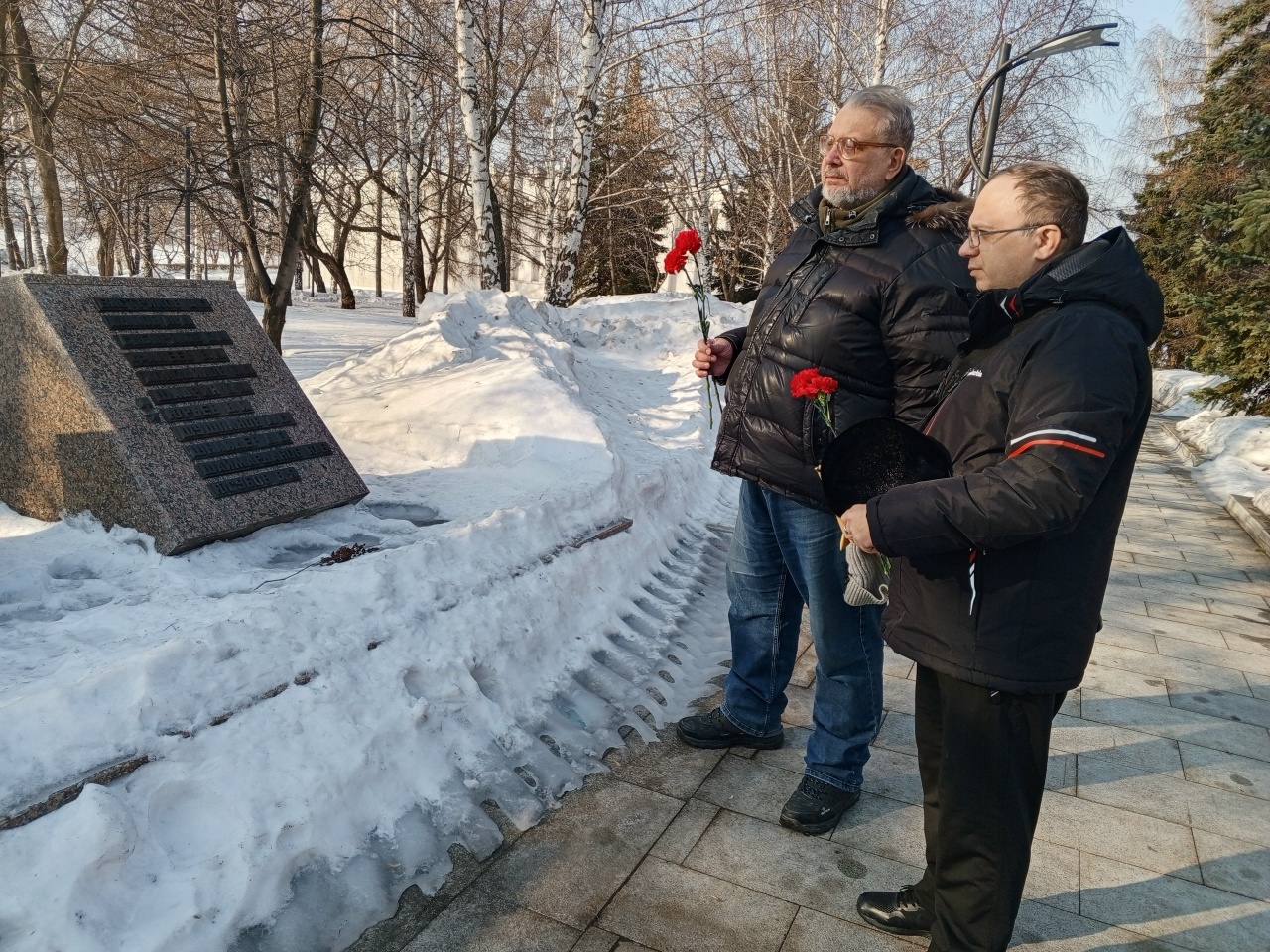 Возложение цветов