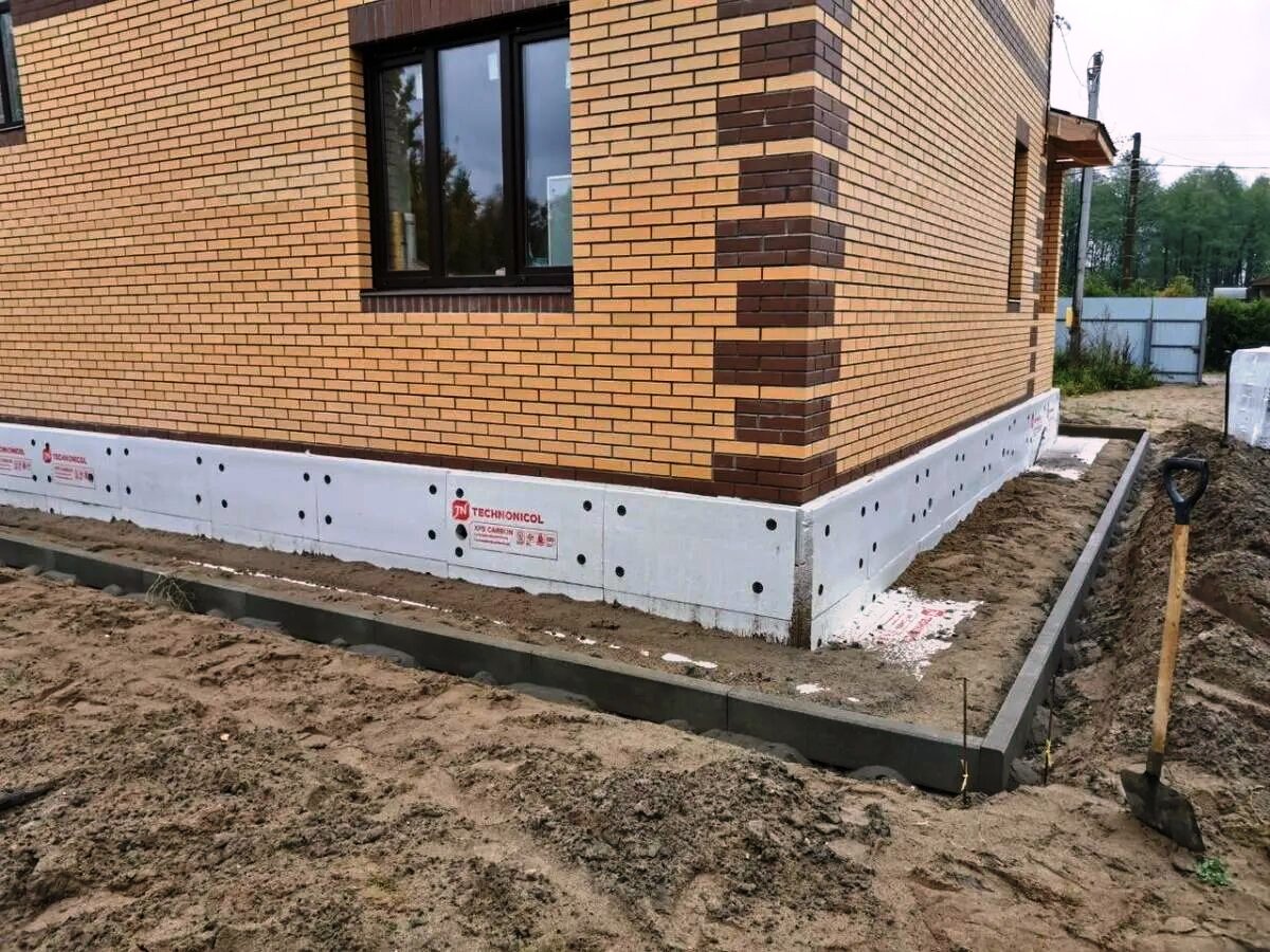 утеплённый фундамент