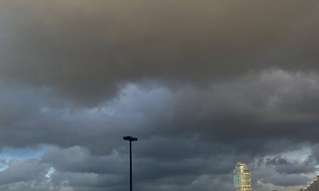 Хмурое небо над Екатеринбургом