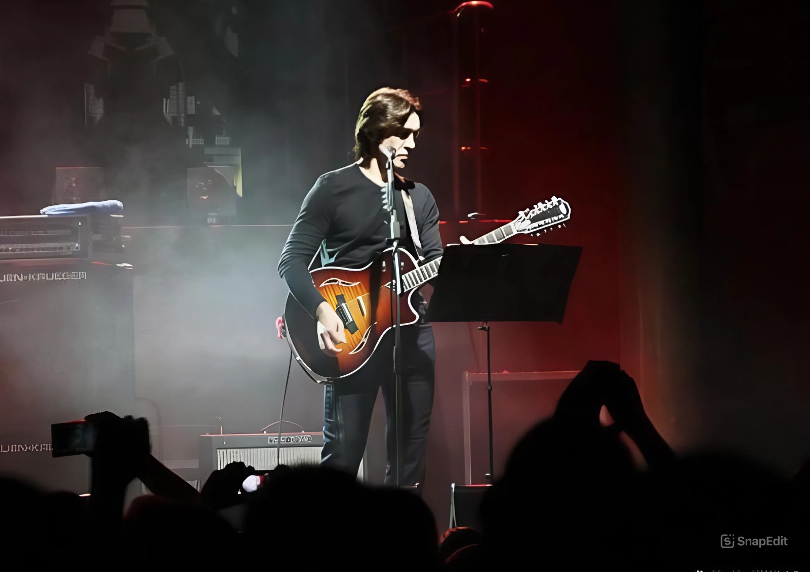 Вячеслав Бутусов