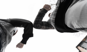 Драка на улице